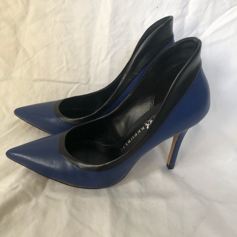 Rock & republic blue heels